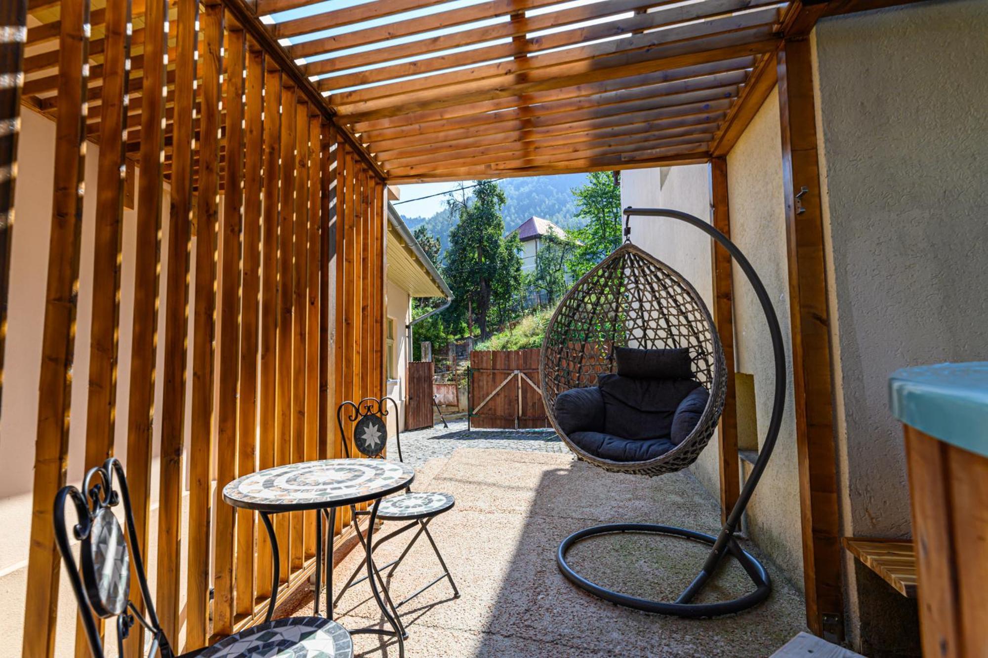 Lagom - Hot Tub Hideout Brasov Bagian luar foto