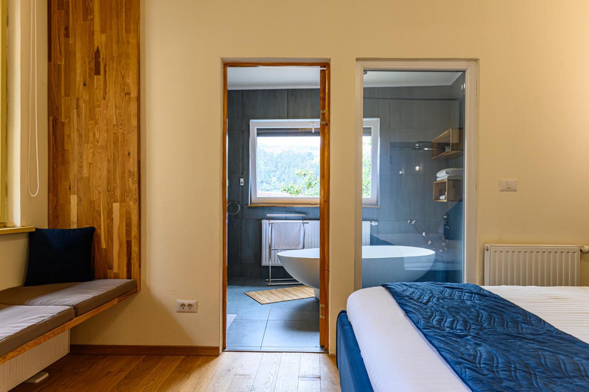 Lagom - Hot Tub Hideout Brasov Bagian luar foto