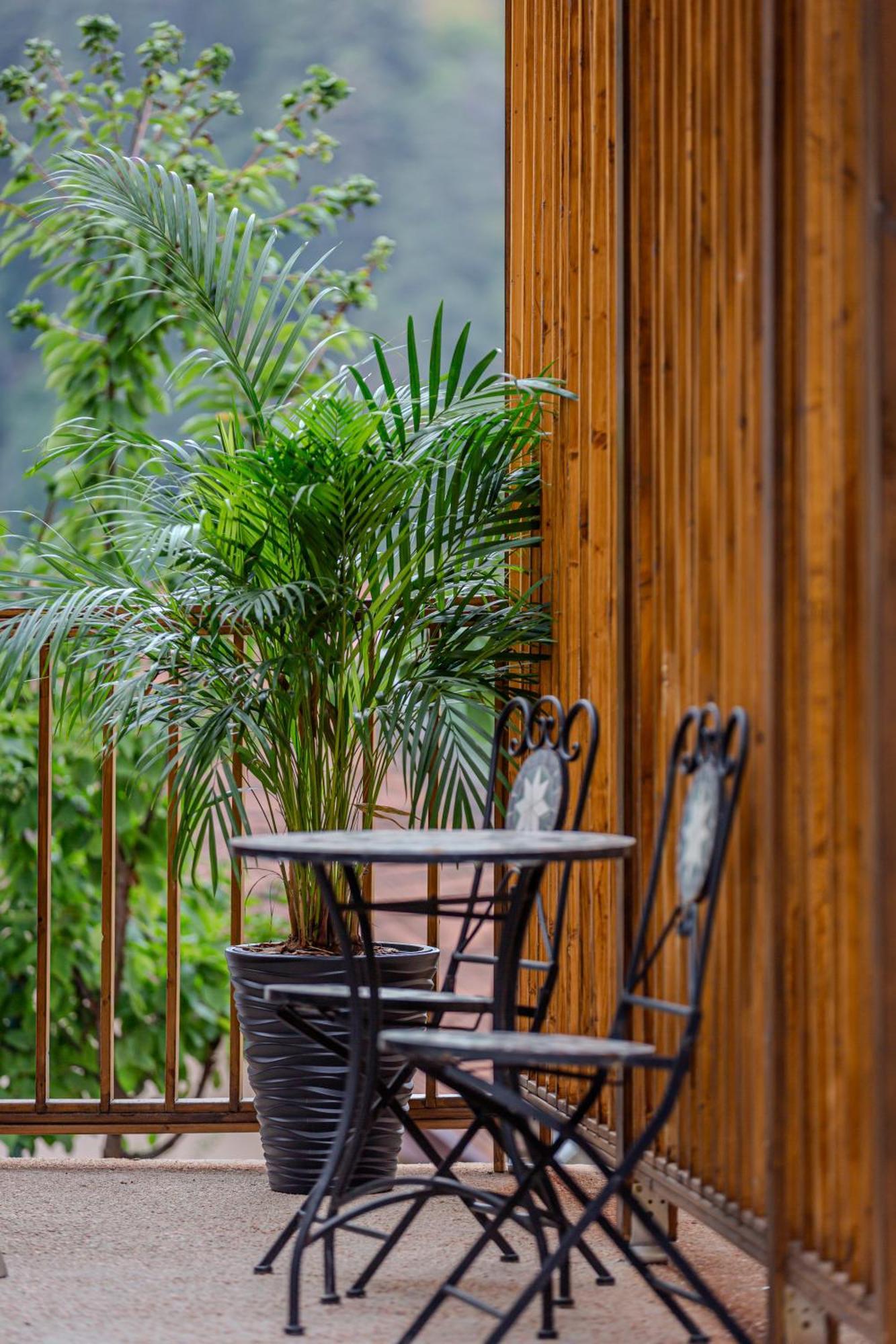 Lagom - Hot Tub Hideout Brasov Bagian luar foto
